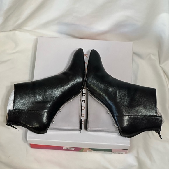 Katy Perry Black Ankle Boots - Picture 4 of 8